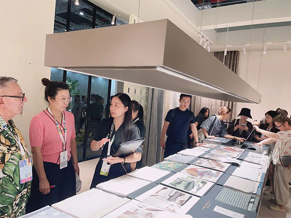 恒立布业上海展会进行时